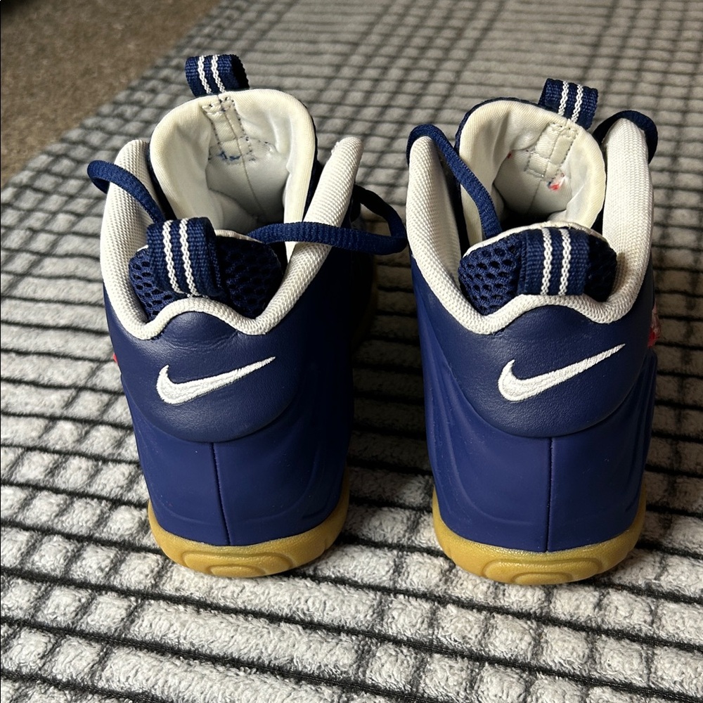 New Nike Foamposite Pro “Blue Void/University Red” (4Y) - Picture 8 of 12